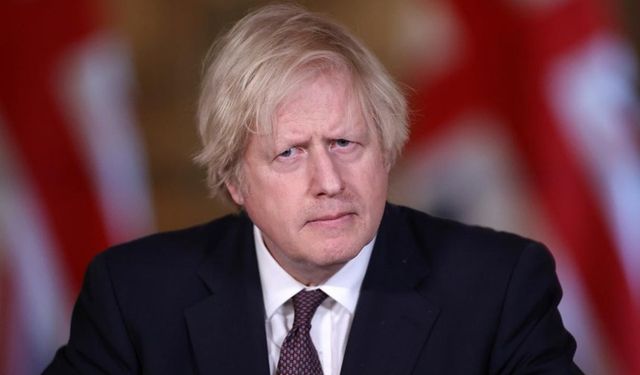 Eski Britanya Başbakanı Boris Johnson, kimliğini unuttuğu için oy kullanamadı