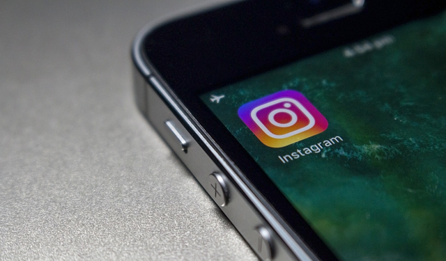 Instagram, riskli yapay zeka sohbetlerini ebeveynlere bildirecek