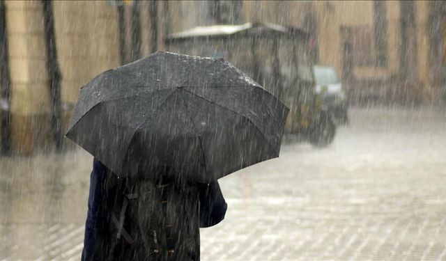 Meteoroloji, İstanbul için sağanak yağış alarmı verdi!