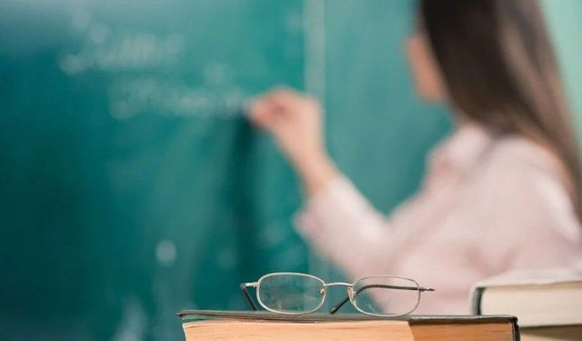 Bakan Tekin duyurdu: Öğretmenlerin ek ders ücretlerine zam geliyor