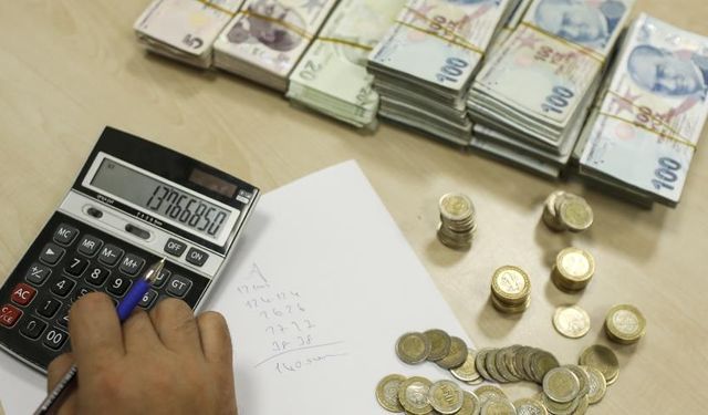 Yüz binlerce esnafı etkileyecek vergi düzenlemesine muhalefetten tepki geldi
