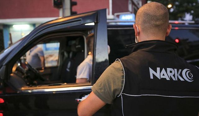 İstanbul'da uyuşturucu operasyonu: 10 kişi gözaltına alındı