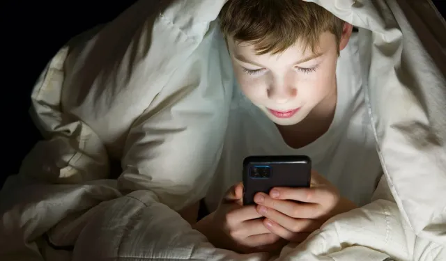 Çocuklar için dijital koruma: TBMM’den gece interneti ve ‘çocuk hattı’ önerisi