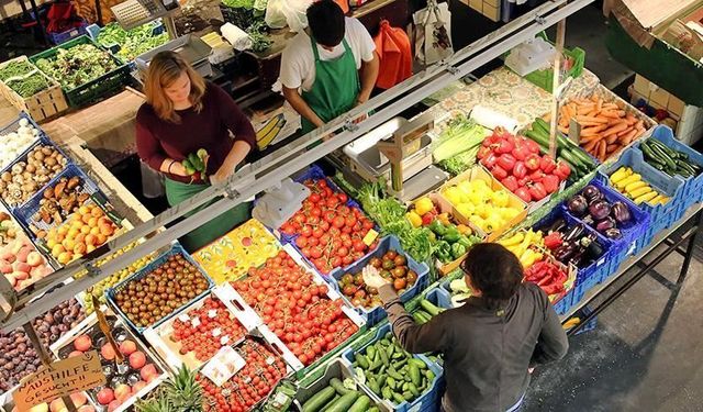 Biberi fahiş fiyattan satan işletmeye 1,8 milyon lira ceza!