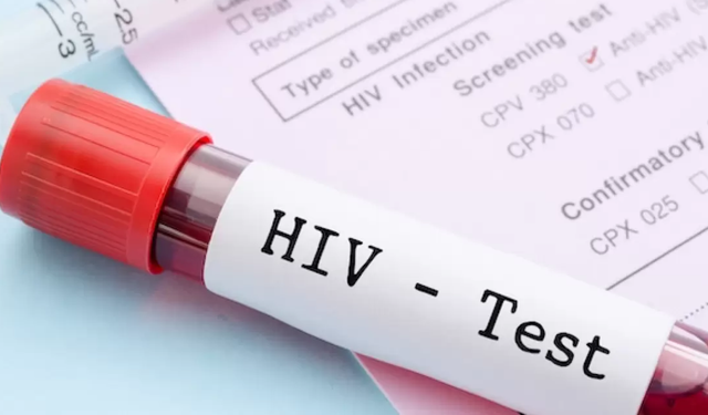 Çığır açıcı çalışma: HIV ve Kovid-19'a karşı tek dozluk aşının önünü açtı
