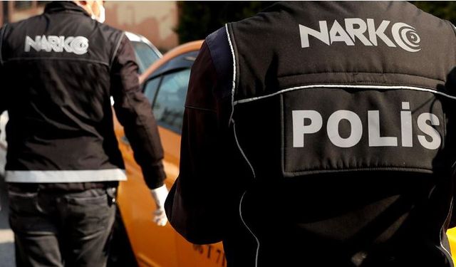Bitlis'te valize gizlenmiş 13 kilogram sentetik uyuşturucu ele geçirildi