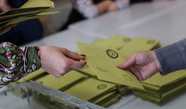 Seçim anketi: CHP’den AK Parti’ye 6 puan fark, MHP baraj altında kalıyor!