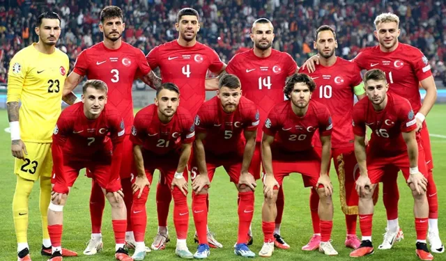 A Milli Futbol Takımı, Karadağ'a gitti