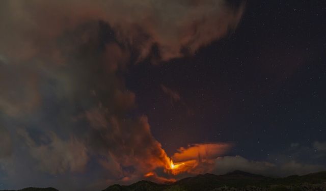 Korkulan senaryo oldu: Etna Yanardağı yeniden faaliyete geçti