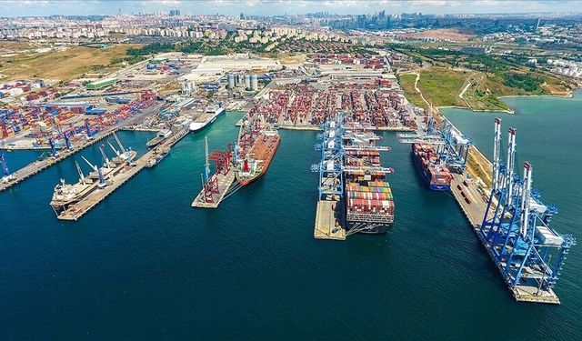 Dış ticaret açığı Şubat'ta arttı