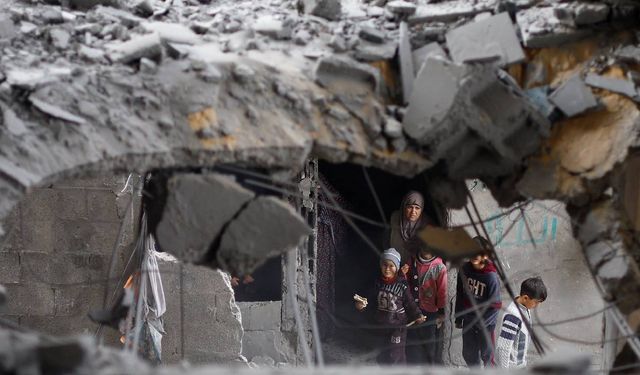 Gazze’de hayatını kaybedenlerin sayısı 34 bin 683’e yükseldi