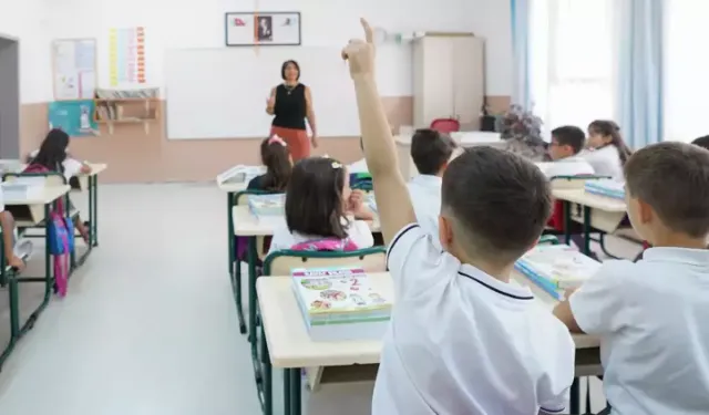 Eğitimde yeni dönem: Müfredat değişiyor