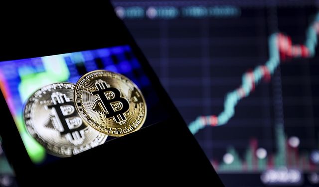 Bitcoin'de tarihi rekor: 94 bin doların üzerini test etti