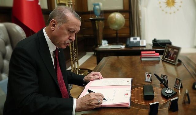 Erdoğan imzaladı: Bakan Yardımcısı ve üst düzey yöneticiler görevden alındı