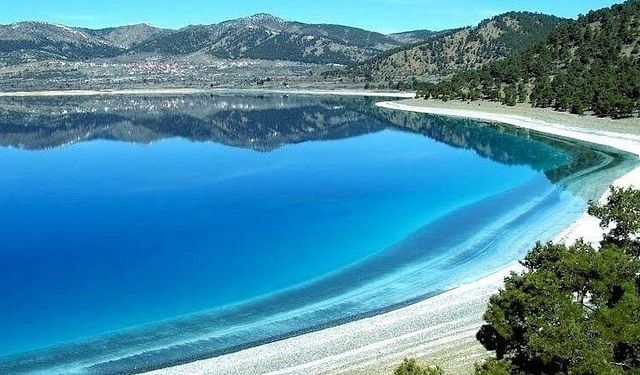 Salda Gölü'ne turist sınırı: 600 bin kişiden fazlası alınmayacak!