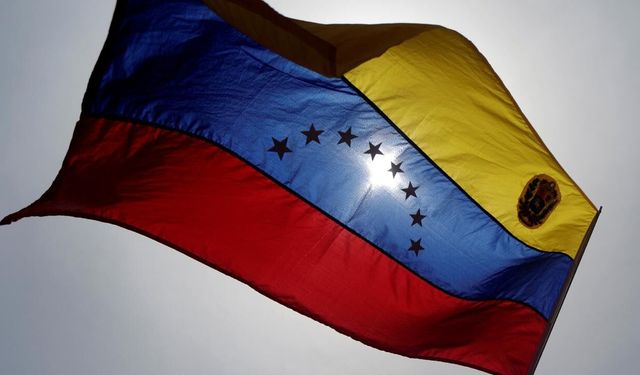 Venezuela'daki depremlerde hayatını kaybedenlerin sayısı 4 bin 734'e yükseldi