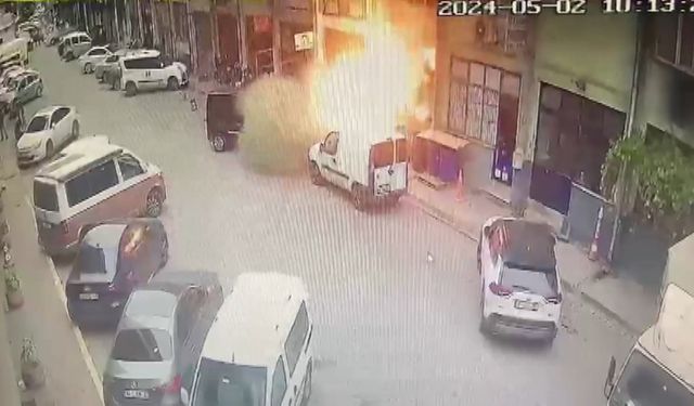 Başakşehirde iş yerindeki patlama kameraya yansıdı; 1 yaralı