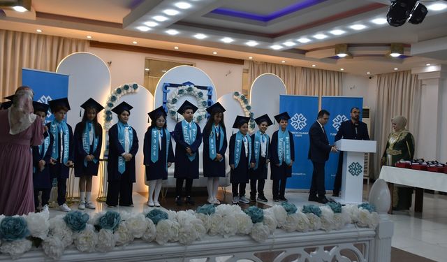 Kerkük Uluslararası Maarif Okulu'nda mezuniyet töreni yapıldı