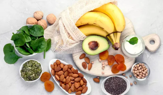 Bilim kanıtladı: Ömrü uzatan 4 temel besin belli oldu