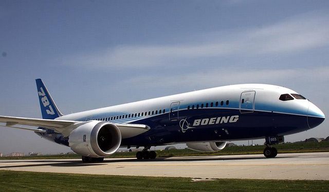 Boeing'de 3 binden fazla çalışan greve çıktı