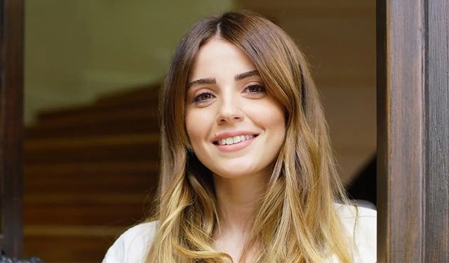 Ünlü oyuncu Ezgi Eyüboğlu gözaltına alındı