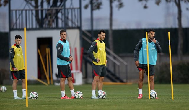 A Milli Futbol Takımı, Karadağ maçının hazırlıklarına başladı