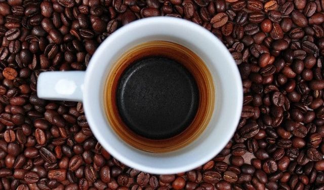 Araştırma: Her gün kahve tüketmek yaşlanmayı yavaşlatıyor