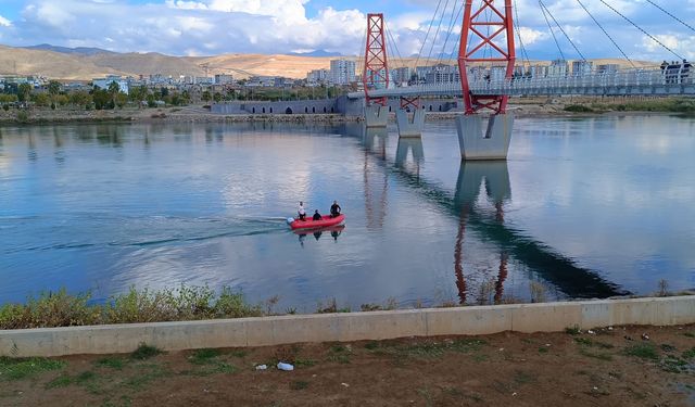 Kayıp Hüsamettin için Dicle Nehri'nde arama çalışması