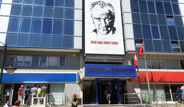 Menderes Belediyesi Başkanvekilliği seçimine aday gösteren CHP'den Yeni Parti'ye çağrı