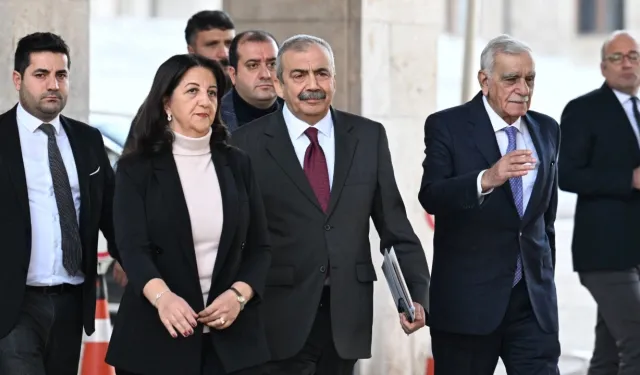 Pervin Buldan'dan Sırrı Süreyya Önder için sitemli mesaj; önce yazdı, sonra sildi!