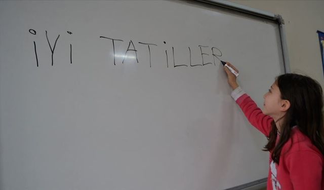 Okullarda ikinci ara tatil için son ders zili yarın çalacak