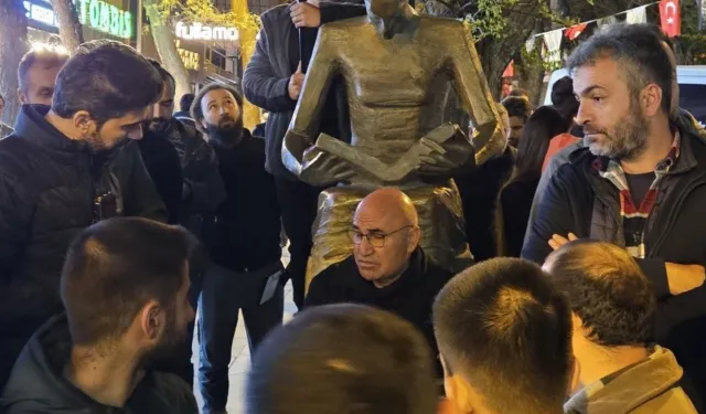 Ankara'da polis öğrencilere müdahale etti