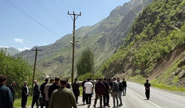 Hakkarili köylülerden madene karşı eylem