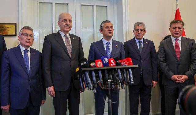 Meclis'te ‘süreç’ mesaisi: Kurtulmuş ve Özgür Özel'den önemli açıklamalar