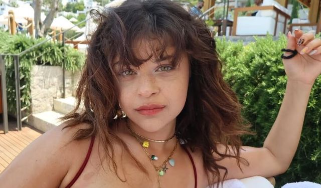 Eylül Ersöz kırmızı bikinisini giydi! Sosyal medyada beğeni yağmuruna tutuldu
