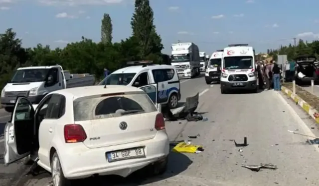 Almanya'dan bayram tatiline gelen çift kazada hayatını kaybetti