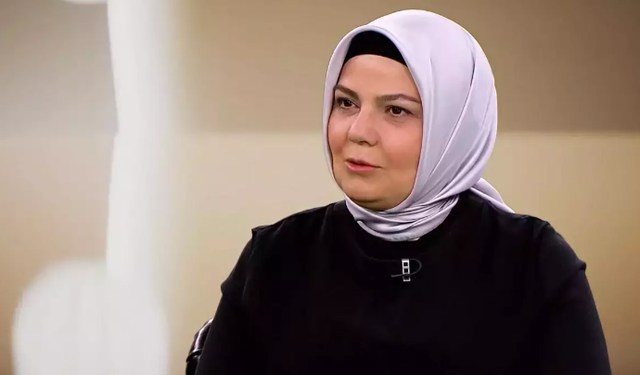 Ayşe Böhürler kimdir?