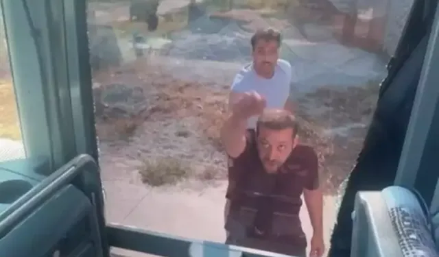 Didim’de tur otobüsünün önünü keserek taşlayan 5 kişi tutuklandı