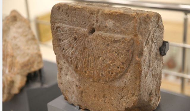 Ani'deki bulunan 1000 yıllık güneş saati ziyarete açıldı