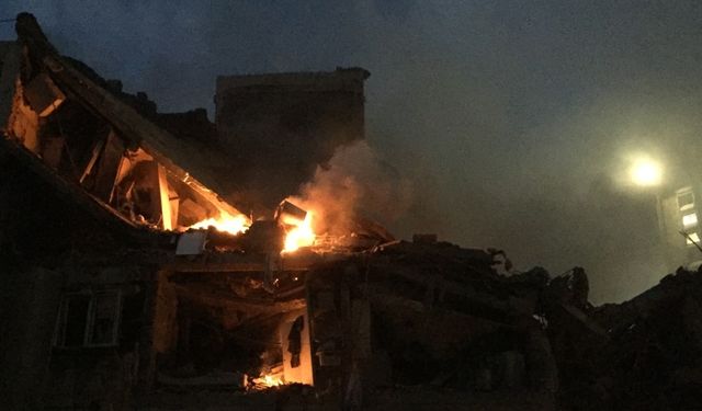 İsrail'in İran'a saldırılarında 6 nükleer bilim insanı hayatını kaybetti