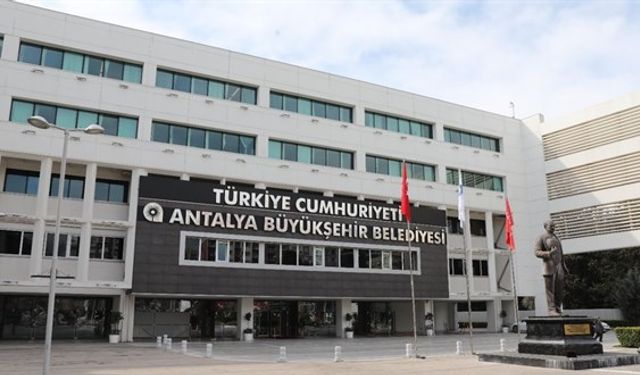 Antalya Büyükşehir Belediyesi'ne rüşvet operasyonu: 17 kişi gözaltına alındı