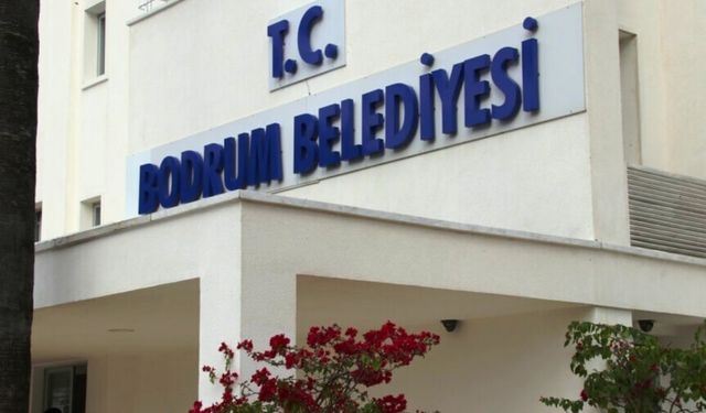 Bodrum Belediyesinde gazeteci Deniz Özbaş işten çıkarıldı