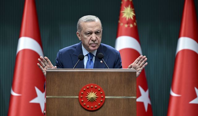 Erdoğan’dan Özgür Özel’e süreç çağrısı: ‘Günahlarına kefaret olabilecek bulunmaz bir fırsat!’