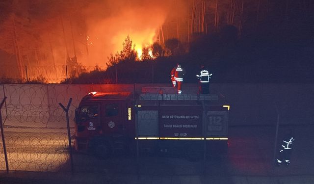 Suriye’den Hatay’a sıçrayan yangın kontrol altına alındı