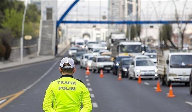 Polis ve jandarma noktalarını WhatsApp grubundan paylaşan 7 kişi gözaltında!