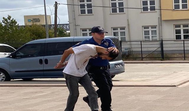 Uyuşturucu ile yakalandı: Polisin serçe parmağını ısırıp kopardı