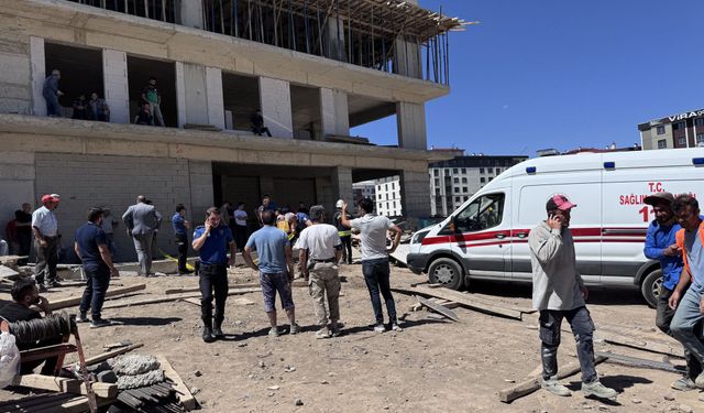 Erzurum'da inşaattan düşen işçi hayatını kaybetti