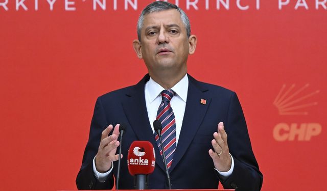 Özgür Özel: Bize darbe yapanla aynı çatı altında olamayız
