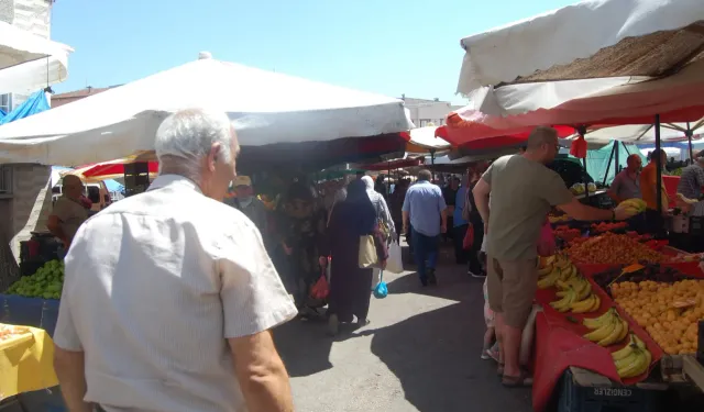 Motosikletli saldırganların ateş açtığı pazarcı hayatını kaybetti
