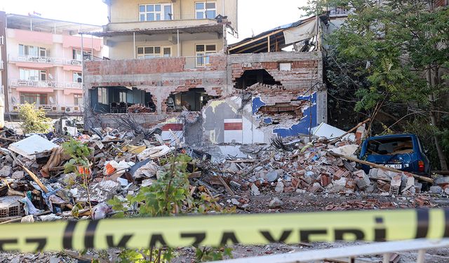 Depremlerin ardından Sındırgı afet bölgesi ilan edildi